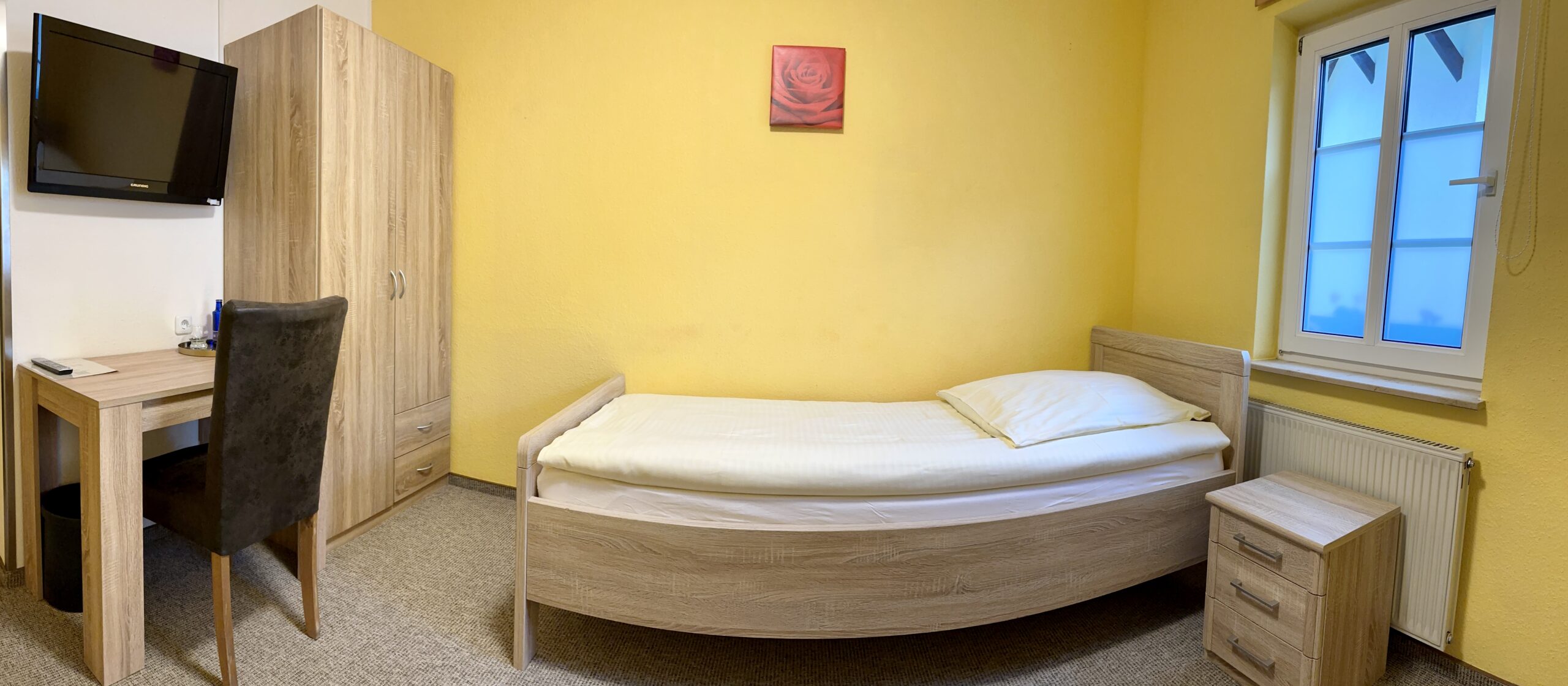 Einzelbettzimmer